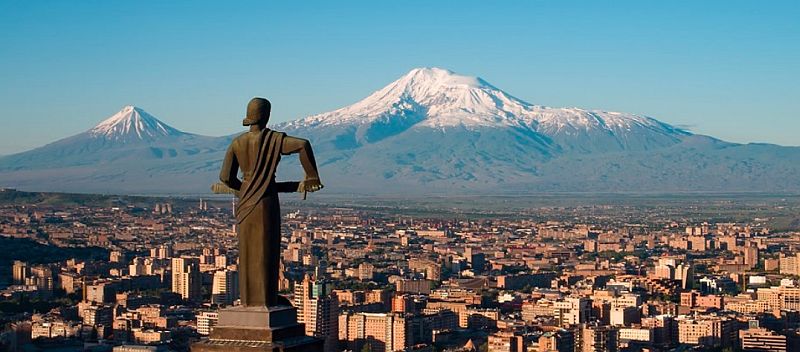 за кого армения за россию или украину