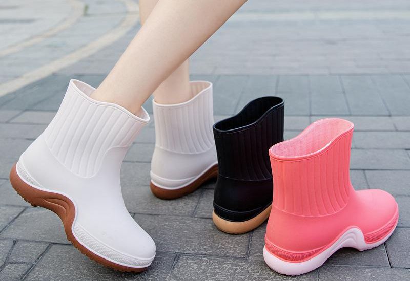 Сапоги резиновые женские и универсальный выбор обуви
