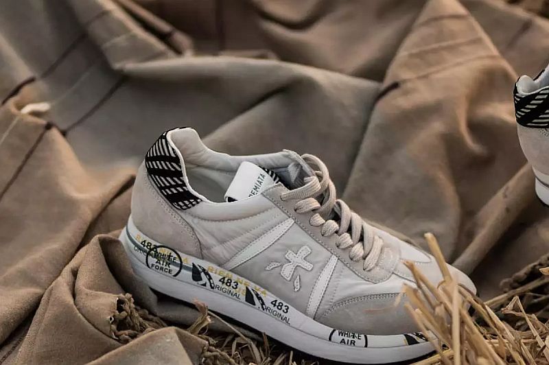 отличить оригинал Premiata от подделки