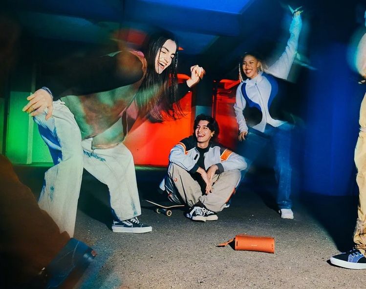 Портативные колонки Сони - всегда и везде хорошее настроение